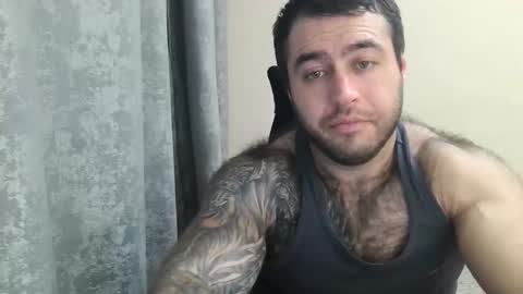 Snapshot of aaron_royal chatting on 10/05/25, 05:33 Davin tayl online show from 10/05/25, 05:33