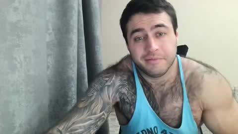 Snapshot of aaron_royal chatting on 11/29/25, 06:00 Davin tayl online show from 11/29/25, 06:00