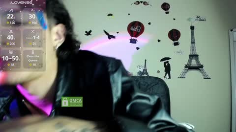 A A R O N online show from 01/10/25, 07:04