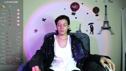 A A R O N online show from 01/22/25, 11:43