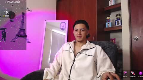 A A R O N online show from 02/07/25, 02:37