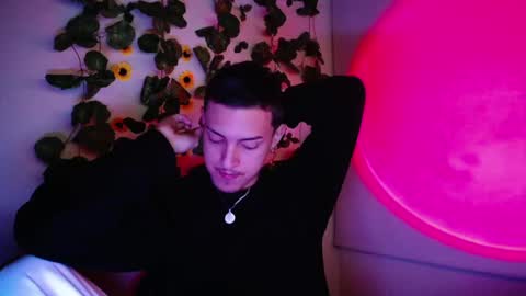 A A R O N online show from 09/11/25, 01:28