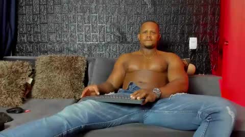 Snapshot of aaron_st chatting on 03/04/25, 01:34 Aaron online show from 03/04/25, 01:34