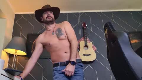 Aaron online show from 11/16/25, 05:35