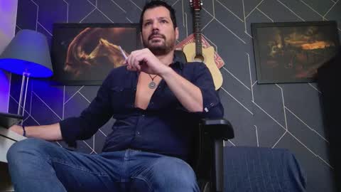 Aaron online show from 11/23/25, 09:09