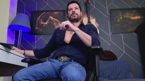 Aaron online show from 11/30/25, 04:16