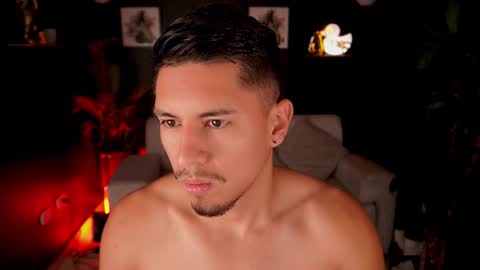 Snapshot of aaronfox_ chatting on 09/30/25, 01:16 AARON  online show from 09/30/25, 01:16