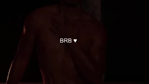 Snapshot of aaronfox_ chatting on 12/02/25, 08:41 AARON online show from 12/02/25, 08:41