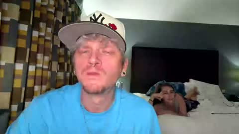 Snapshot of aaronthereallist chatting on 07/22/26, 04:04 aaronthereallist online show from 07/22/26, 04:04