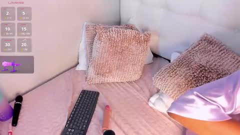Aashley online show from 02/20/25, 05:33