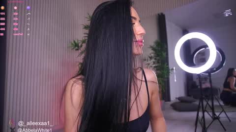 Snapshot of abbela_white chatting on 01/07/25, 12:52 Alexa online show from 01/07/25, 12:52