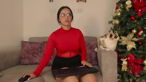 Abbey  IG abby allenn  04 December Online at  I will be on vacation dont forget me  See you soon   online show from 12/14/24, 12:01