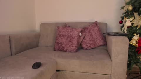 Abbey  IG abby allenn  04 December Online at  I will be on vacation dont forget me  See you soon   online show from 12/22/24, 11:41