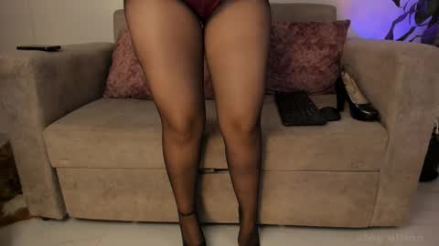 Abbey  IG abby allenn  04 December Online at  I will be on vacation dont forget me  See you soon   online show from 10/02/25, 11:34