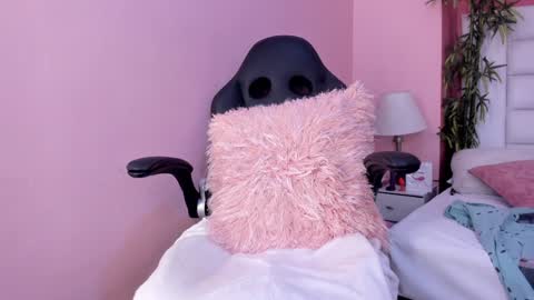 abbey_walker online show from 12/27/24, 08:56