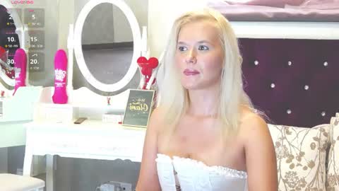 Abbey online show from 07/21/26, 07:16