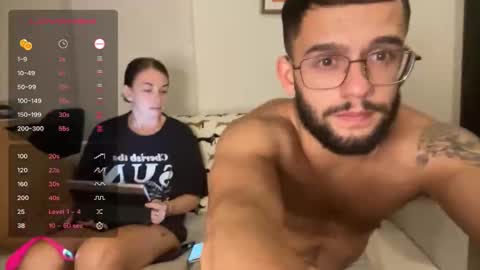 Snapshot of abbie_xo1 chatting on 11/27/25, 04:42 Abbie xo online show from 11/27/25, 04:42