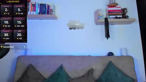 Snapshot of abbigaiil_fuster_ chatting on 10/03/25, 05:59 Abbigail Fuster  online show from 10/03/25, 05:59