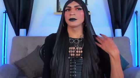 Abbigail Fuster  online show from 07/18/26, 12:42
