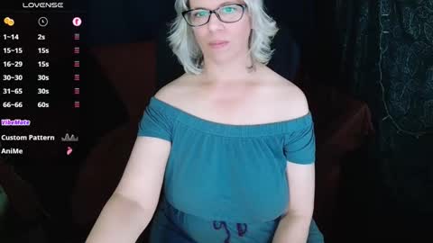 AbbiNatural online show from 10/11/25, 07:34