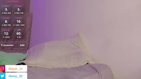 Snapshot of abby__2 chatting on 10/17/25, 02:19 Abby online show from 10/17/25, 02:19