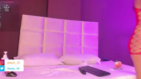 Snapshot of abby__2 chatting on 11/28/25, 01:14 Abby online show from 11/28/25, 01:14