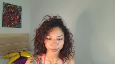 Lucia  online show from 01/25/25, 05:08