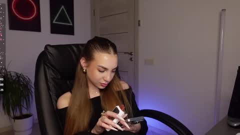 Snapshot of abby_laker chatting on 02/26/25, 04:24 ABBY LAKER online show from 02/26/25, 04:24