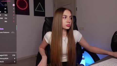 Snapshot of abby_laker chatting on 03/04/25, 07:11 ABBY LAKER online show from 03/04/25, 07:11