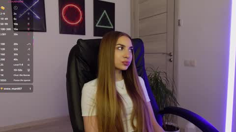 Snapshot of abby_laker chatting on 03/08/25, 01:14 ABBY LAKER online show from 03/08/25, 01:14