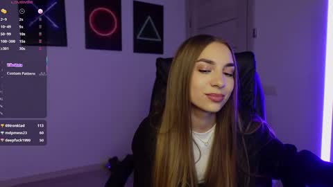 Snapshot of abby_laker chatting on 03/08/25, 04:17 ABBY LAKER online show from 03/08/25, 04:17