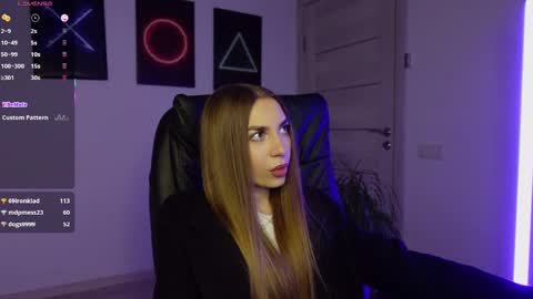 Snapshot of abby_laker chatting on 03/08/25, 07:20 ABBY LAKER online show from 03/08/25, 07:20