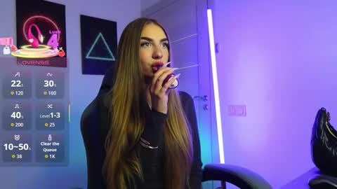 Snapshot of abby_laker chatting on 10/11/25, 06:12 ABBY LAKER online show from 10/11/25, 06:12