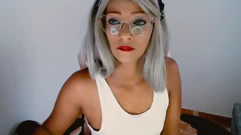 May  Imstagram  online show from 02/01/25, 07:23