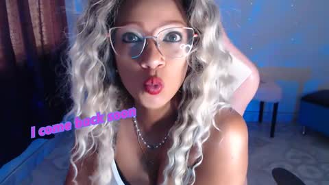 May  Imstagram  online show from 03/07/25, 04:22