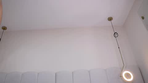 Snapshot of abby_me chatting on 11/24/25, 12:16 A B B Y online show from 11/24/25, 12:16