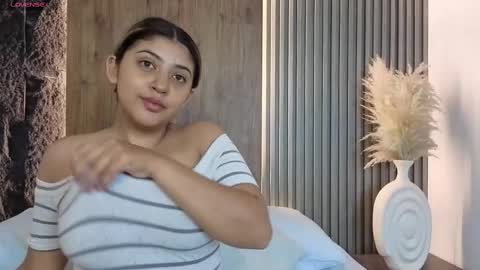 Abbygail online show from 09/23/25, 12:19