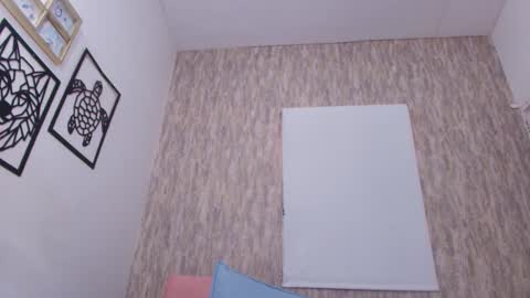 Abby online show from 11/05/25, 07:14