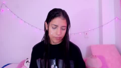 abby_rousee online show from 10/22/25, 01:00