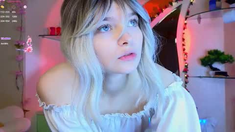 Snapshot of abbycartman chatting on 10/02/25, 10:39 Abby online show from 10/02/25, 10:39