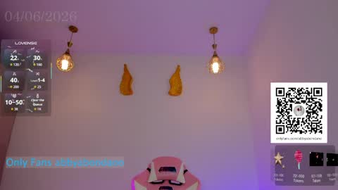 Snapshot of abbyfinet chatting on 06/05/26, 01:56 A B B Y online show from 06/05/26, 01:56