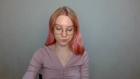 Abby Lovense is active online show from 12/05/24, 09:28