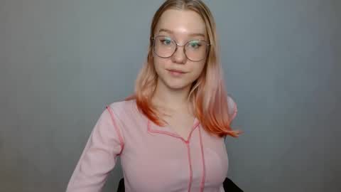 Abby Lovense is active online show from 12/22/24, 01:00
