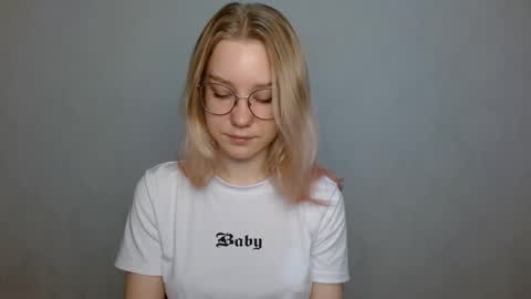 Abby Lovense is active online show from 01/13/25, 10:14