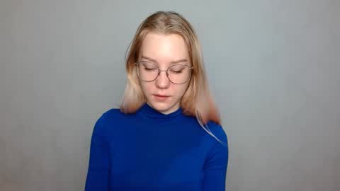 Abby Lovense is active online show from 01/18/25, 09:34