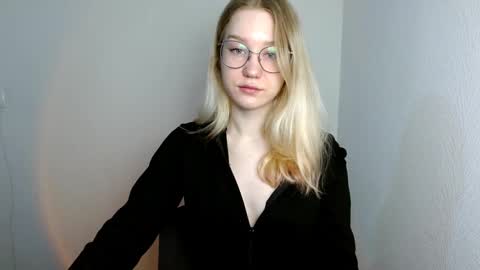 Abby Lovense is active online show from 03/12/25, 09:34
