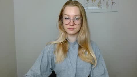 Abby Lovense is active online show from 09/14/25, 10:25