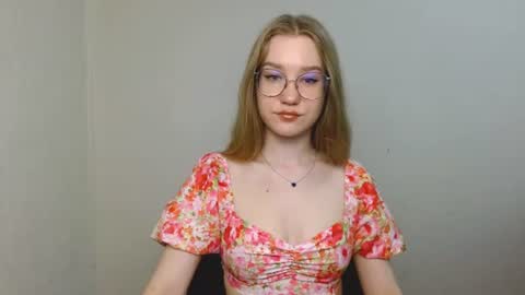Abby Lovense is active online show from 07/17/26, 09:16