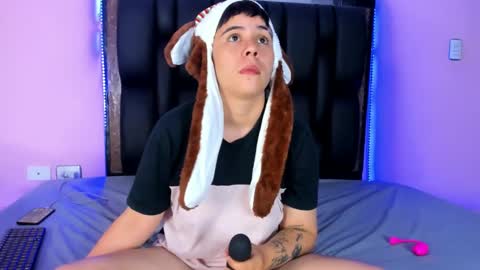 Abby Smith online show from 12/06/24, 03:22