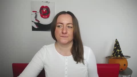 abbytaylorr online show from 10/19/25, 06:25